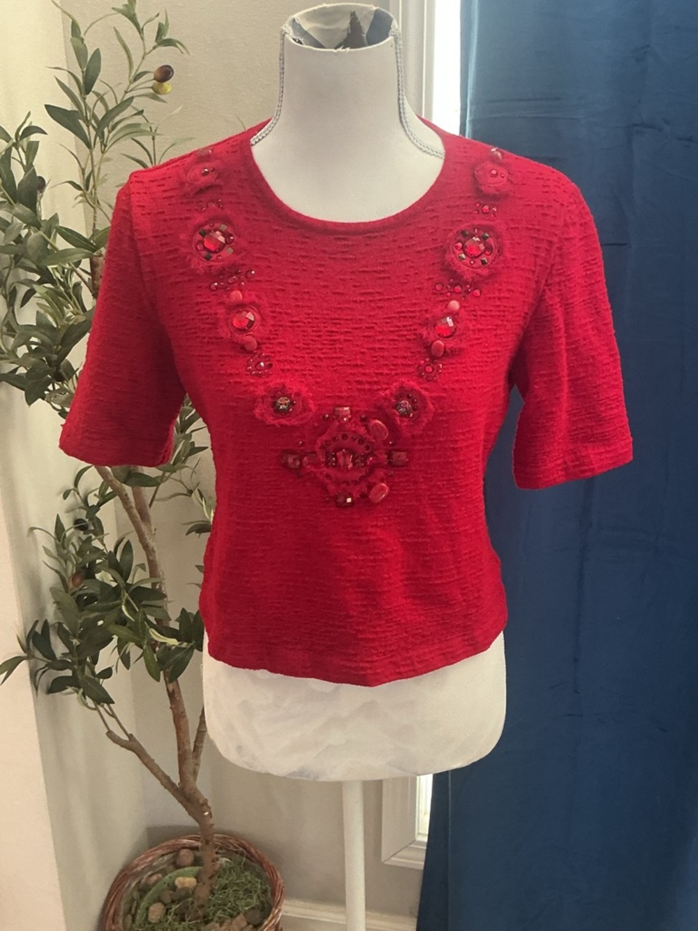 St John Women’s Red Short Sleeve Red Wool Sweater Embellished Size M